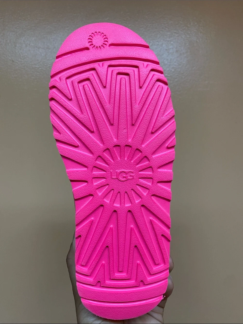 UGG Classic Clear Mini Women’s Waterproof Boots “Rock Rose Taffy Pink” Size 7